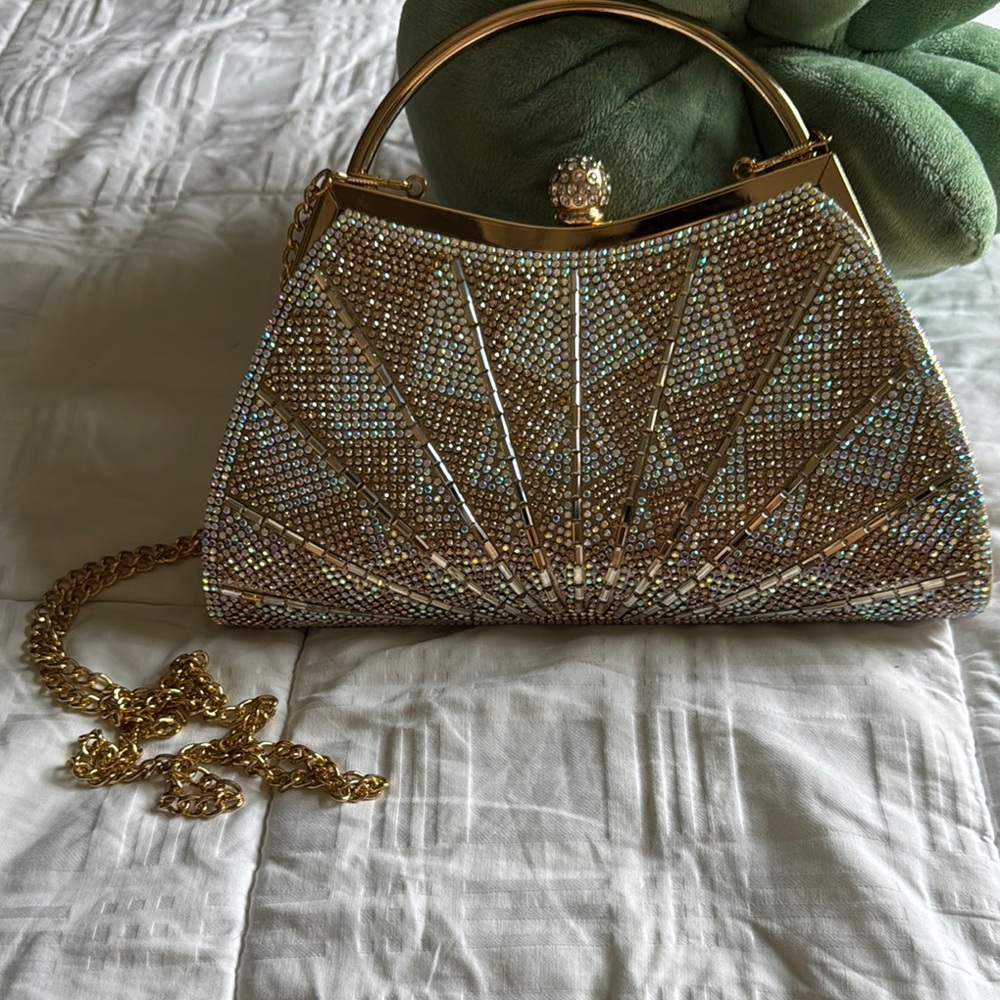Gold and Silver Metallic Clutches for Special Occasions